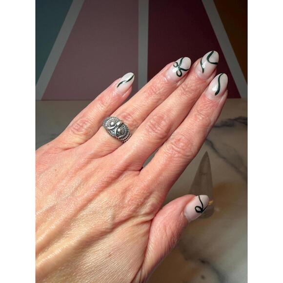 925 Sterling Silver Owl Ring: Size 6 • Symbolic Statement Jewelry - Picture 4 of 9